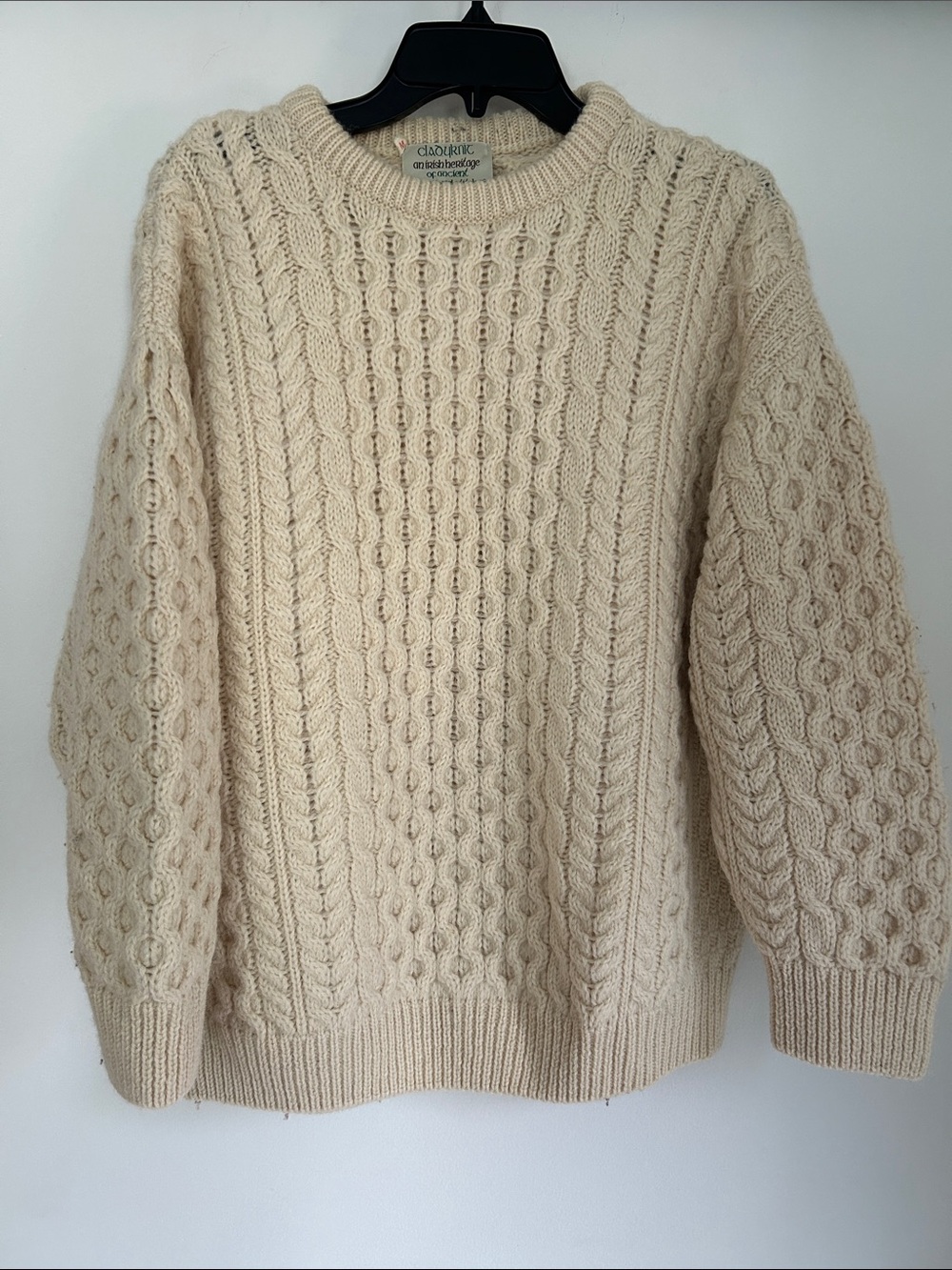 Cladyknit 100%wool Ivory Cable-Textured Crewneck Sweater